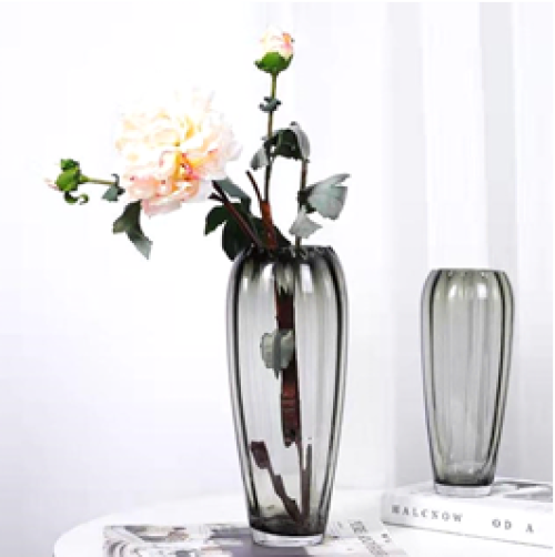 Vertical glass vase