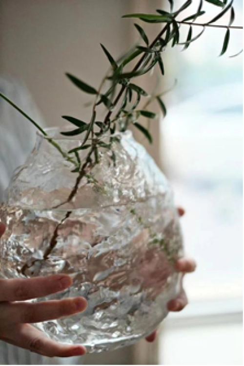 Cloud glass vase